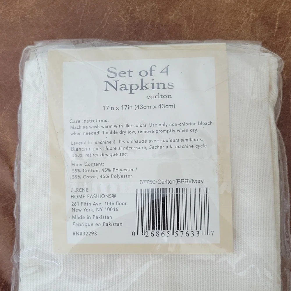 NWT Bed Bath & Beyond Buffet Napkins‎